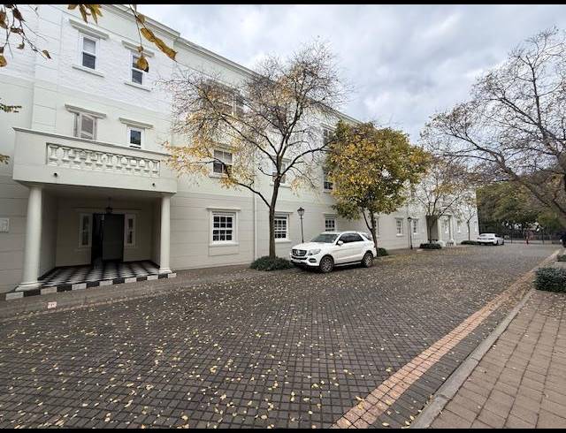 2 BEDROOM PROPERTY TO RENT IN HYDE PARK